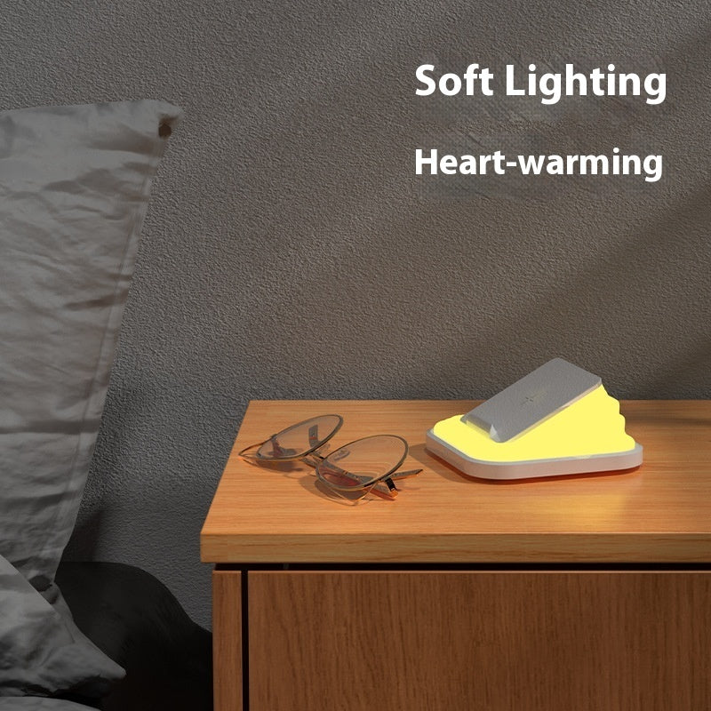 Caricabatteria Wireless Intelligente con Luce Ambientale a 7 Colori - Ricarica Rapida e Design Elegante